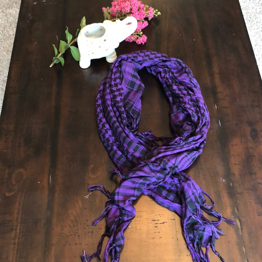 Calling Ravens fans! Purple & Black scarf